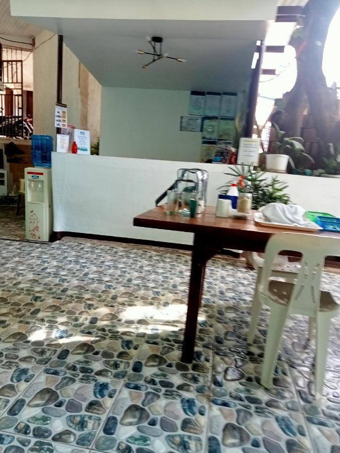 Lang2 Place كورون المظهر الخارجي الصورة
