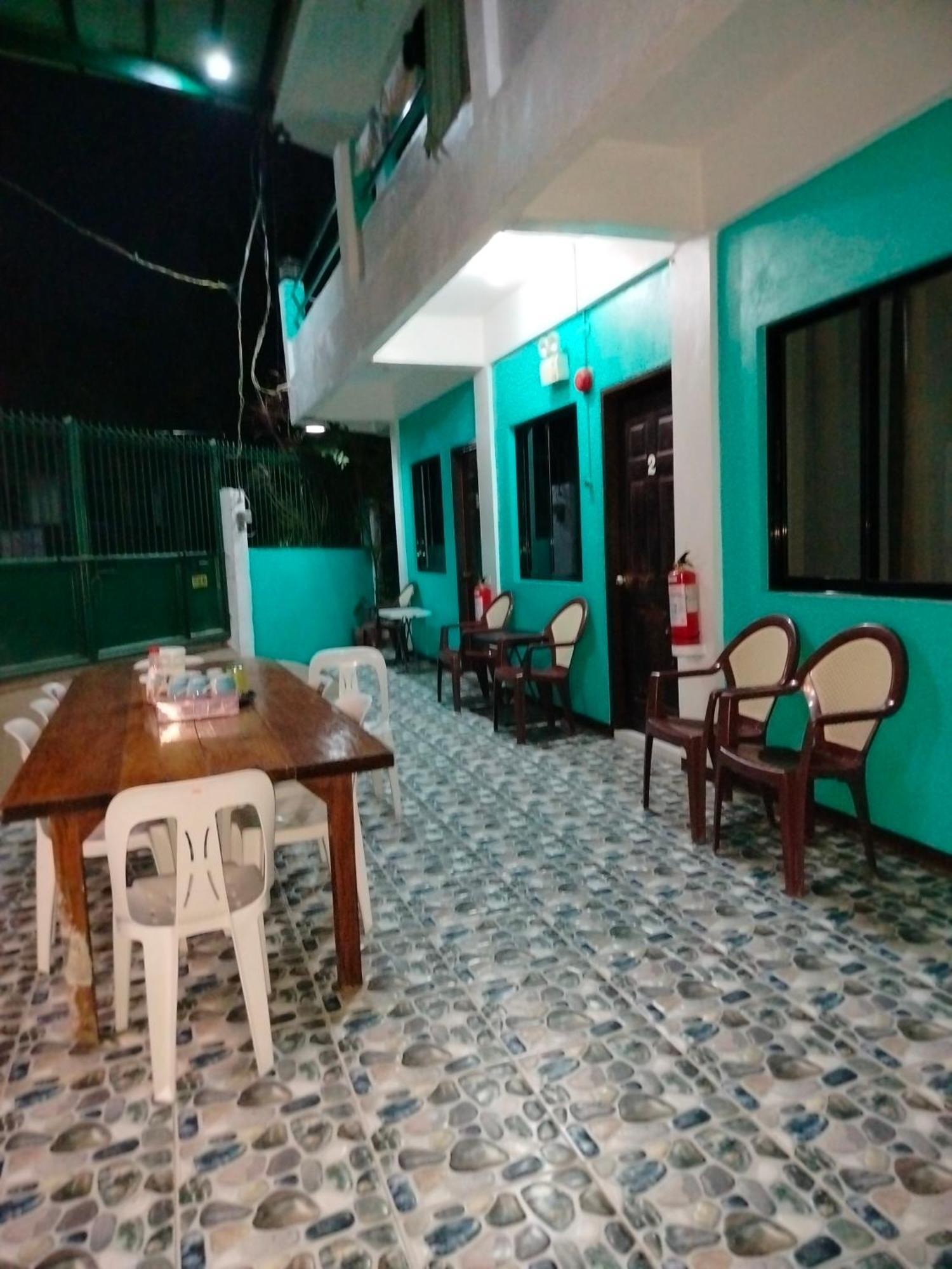 Lang2 Place كورون المظهر الخارجي الصورة